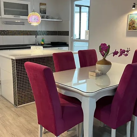 Lilikoi Apartament *